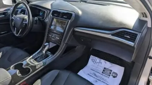 2016 Ford Fusion Energi - Images - 19