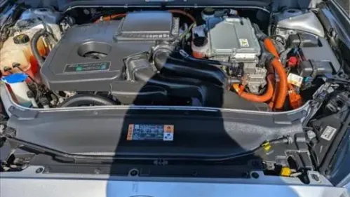 2016 Ford Fusion Energi - Images - 20