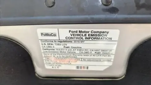 2016 Ford Fusion Energi - Images - 21