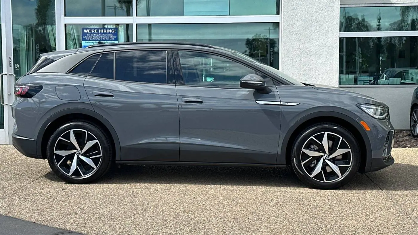 2025 Volkswagen ID.4 1V2VRPE87SC003254