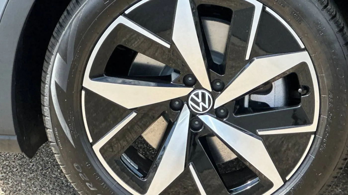 2025 Volkswagen ID.4 1V2VRPE87SC003254