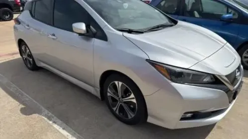 2022 Nissan LEAF 1N4AZ1CV4NC555973