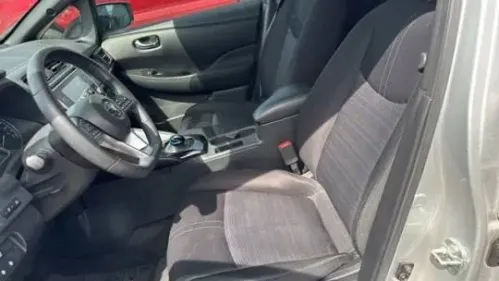 2022 Nissan LEAF 1N4AZ1CV4NC555973