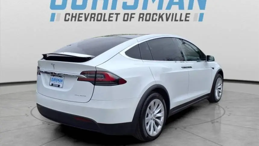 2020 Tesla Model X 5YJXCDE27LF302849