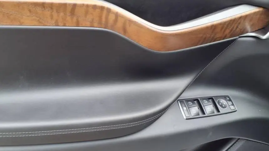 2020 Tesla Model X 5YJXCDE27LF302849
