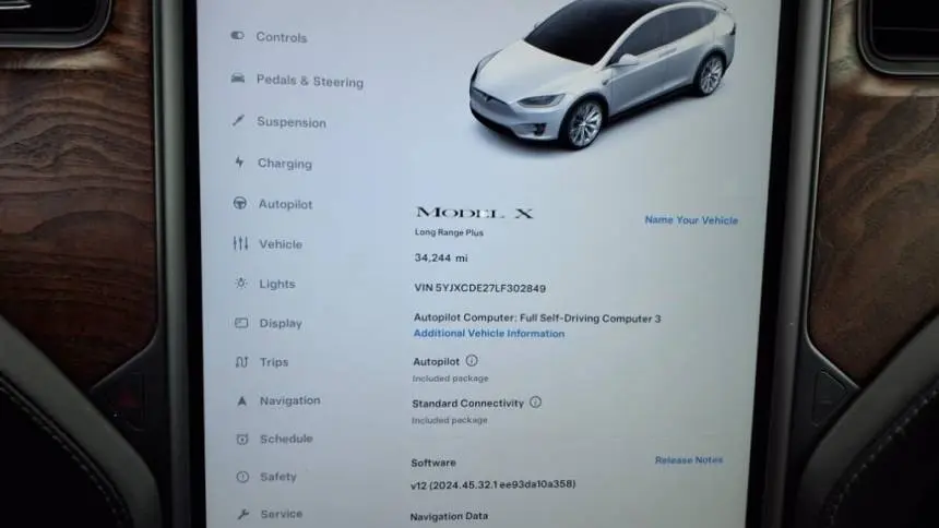 2020 Tesla Model X 5YJXCDE27LF302849