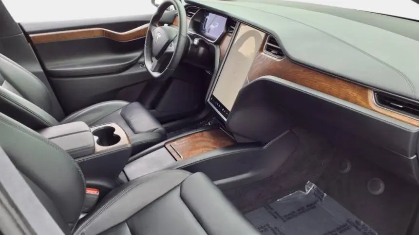 2020 Tesla Model X 5YJXCDE27LF302849