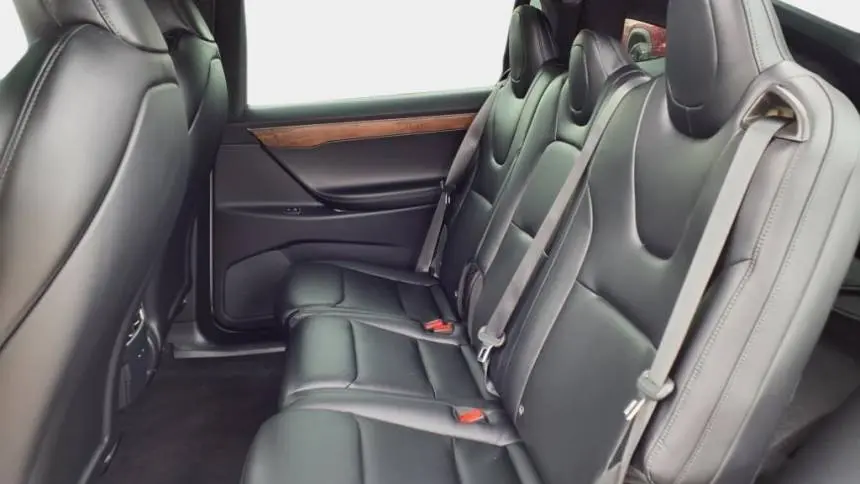 2020 Tesla Model X 5YJXCDE27LF302849