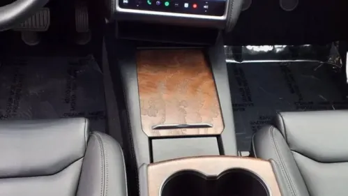 2020 Tesla Model X 5YJXCDE27LF302849