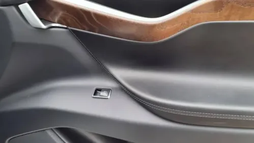 2020 Tesla Model X 5YJXCDE27LF302849