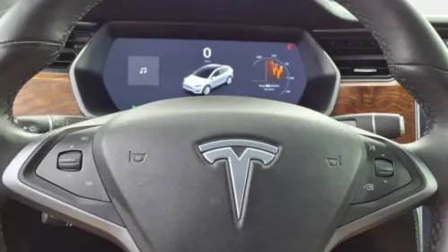 2020 Tesla Model X 5YJXCDE27LF302849