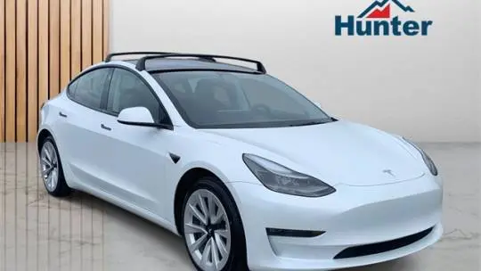 2022 Tesla Model 3 5YJ3E1EB6NF271636