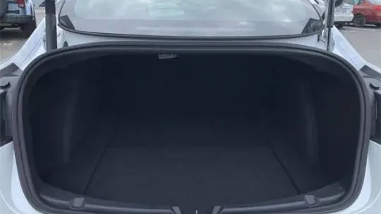 2022 Tesla Model 3 5YJ3E1EB6NF271636