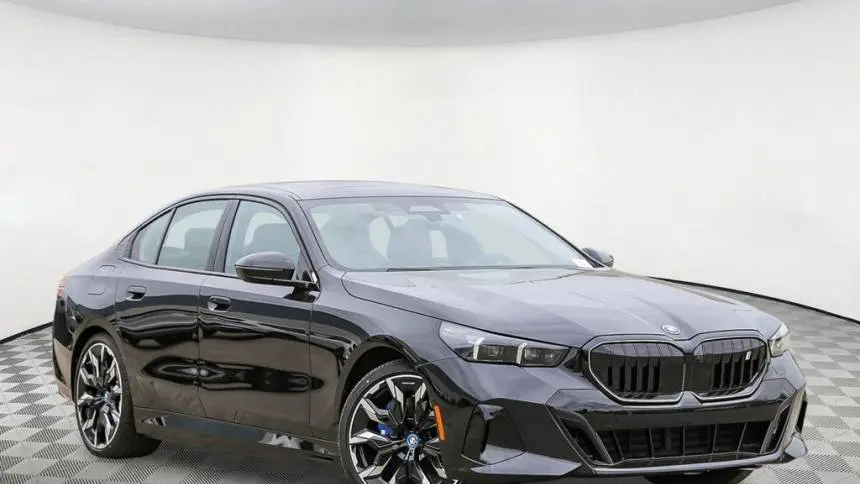 2025 BMW i5 WBY33FK08SCU73097