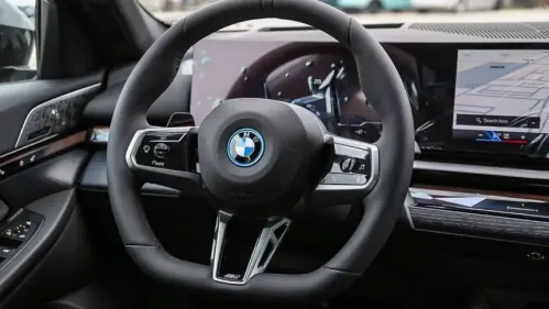 2025 BMW i5 WBY33FK08SCU73097