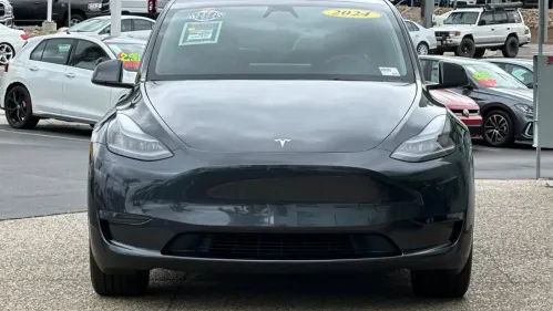 2024 Tesla Model Y 7SAYGDED3RF028944