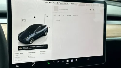 2024 Tesla Model Y 7SAYGDED3RF028944