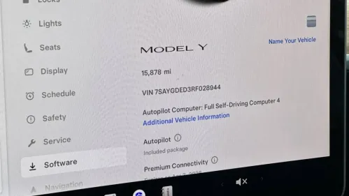 2024 Tesla Model Y 7SAYGDED3RF028944