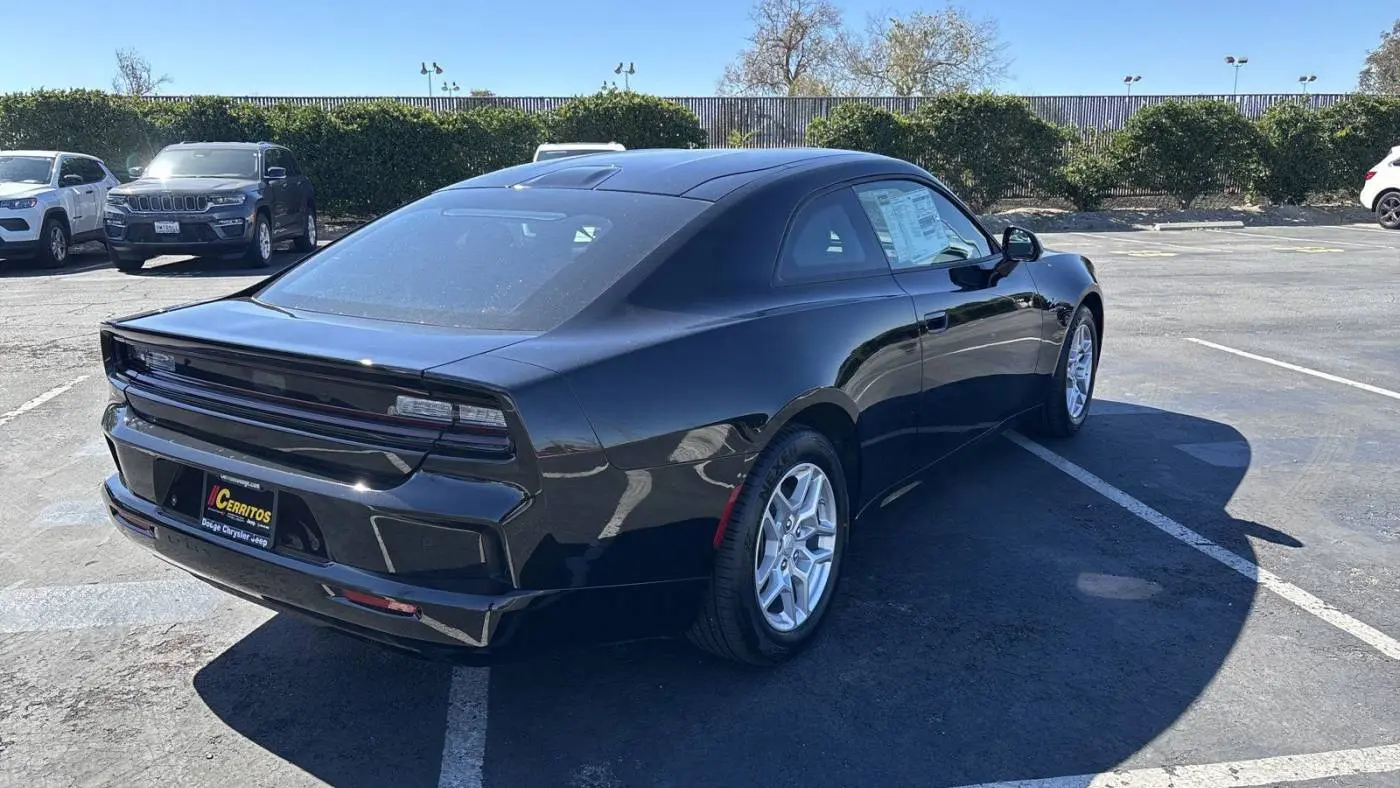 2025 Dodge Charger Daytona 2C3CDBCK6SR537558