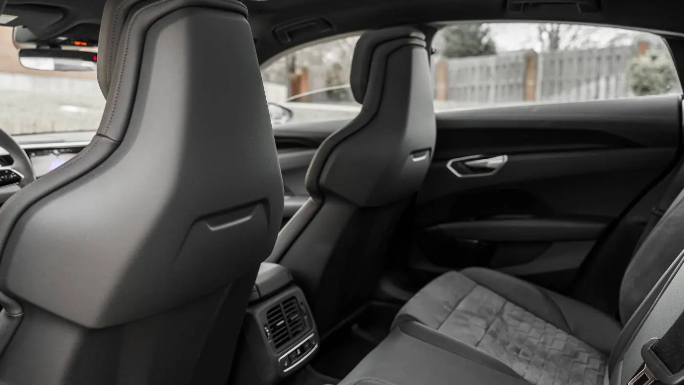2024 Audi e-tron GT WAUFJBFW8R7001834