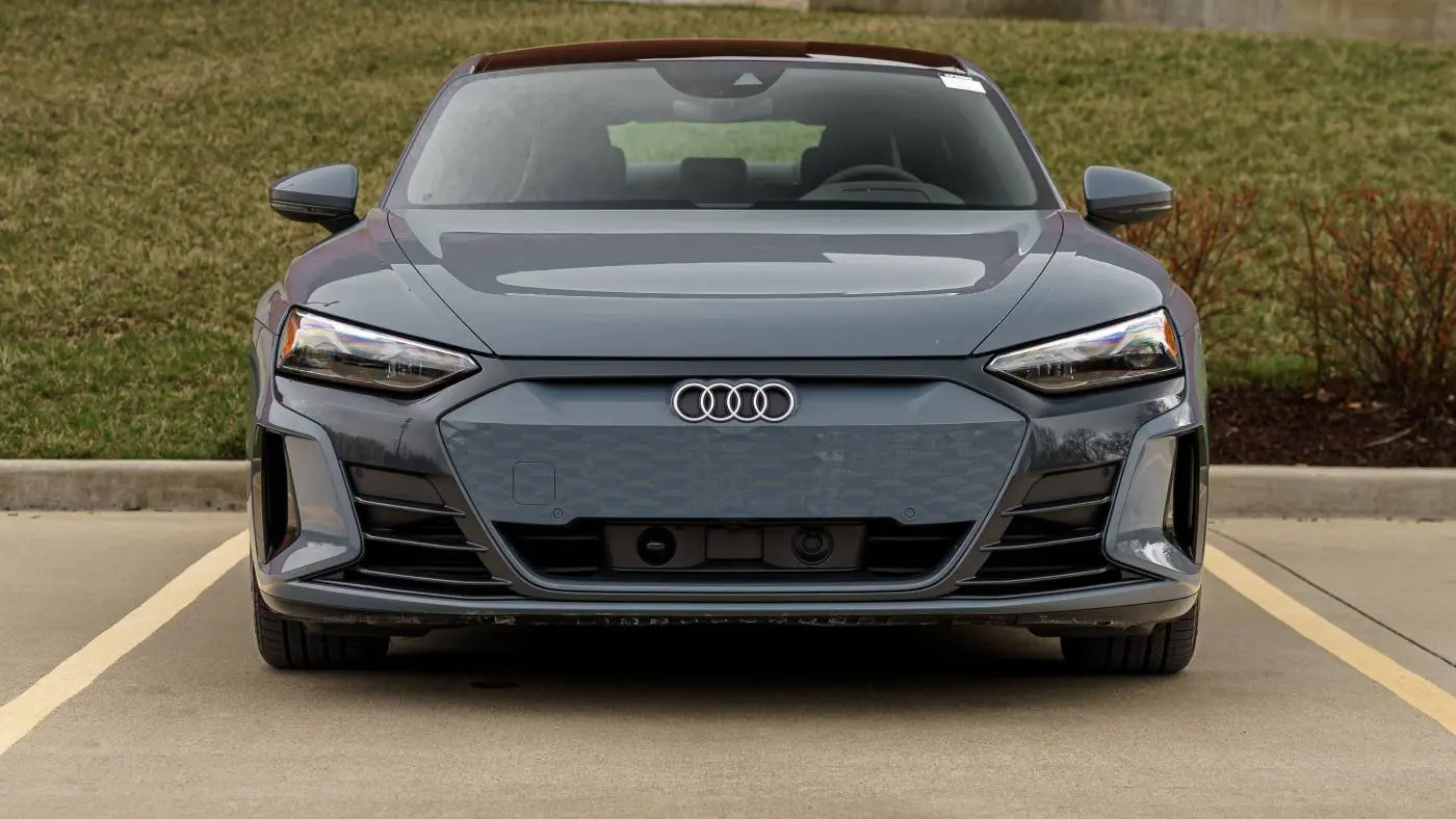 2024 Audi e-tron GT WAUFJBFW8R7001834