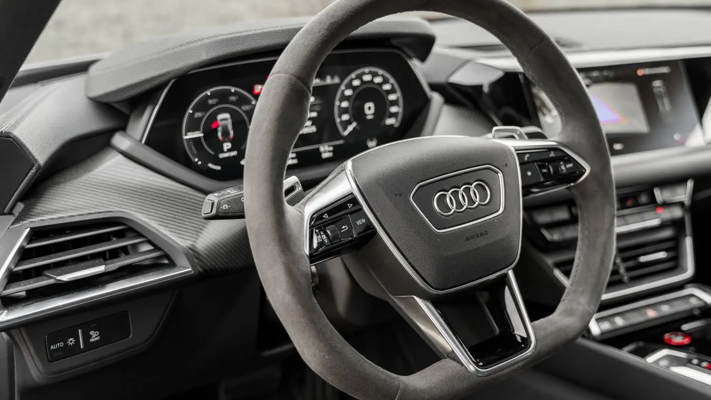 2024 Audi e-tron GT WAUFJBFW8R7001834