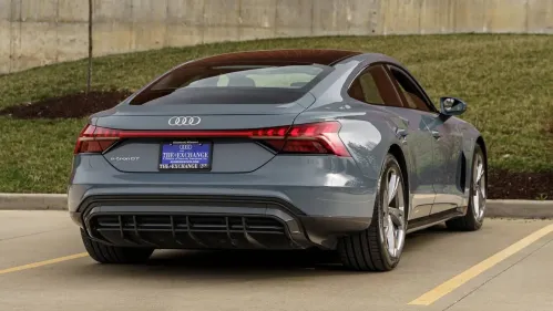 2024 Audi e-tron GT WAUFJBFW8R7001834