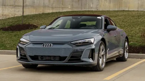 2024 Audi e-tron GT WAUFJBFW8R7001834