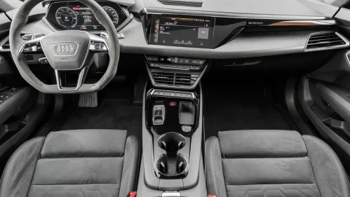 2024 Audi e-tron GT WAUFJBFW8R7001834