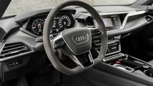 2024 Audi e-tron GT WAUFJBFW8R7001834