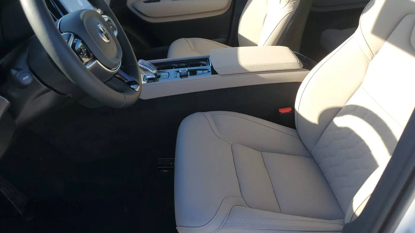 2025 Volvo XC90 YV4H60PB5S1380472