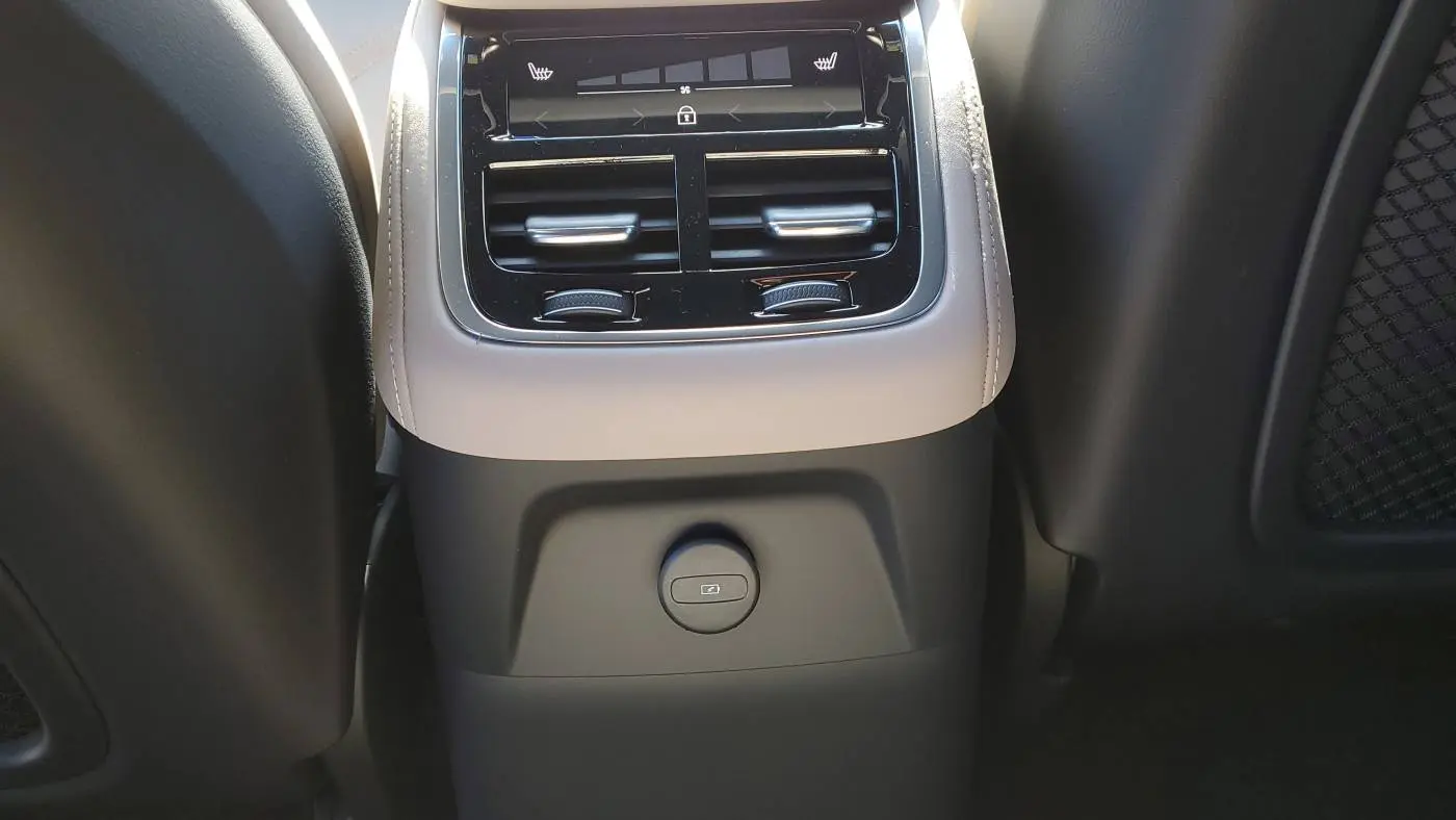 2025 Volvo XC90 YV4H60PB5S1380472