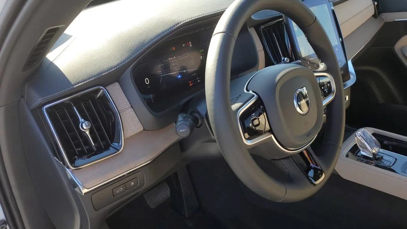 2025 Volvo XC90 YV4H60PB5S1380472