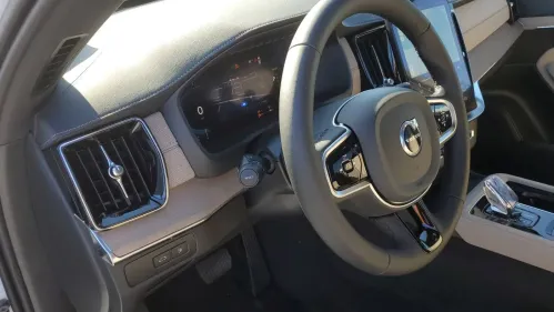 2025 Volvo XC90 YV4H60PB5S1380472