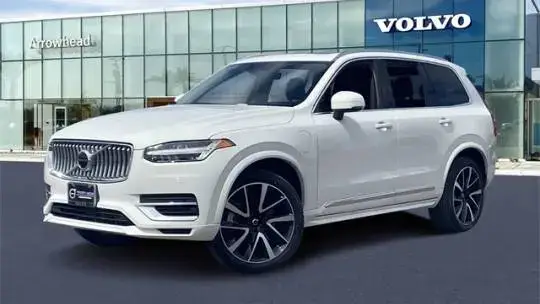 2022 Volvo XC90 - Images - 1