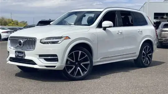 2022 Volvo XC90 - Images - 2