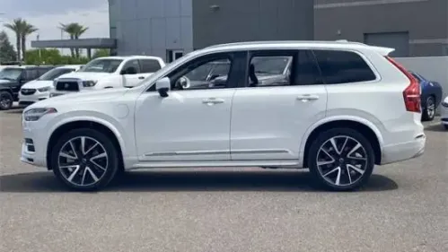 2022 Volvo XC90 - Images - 10