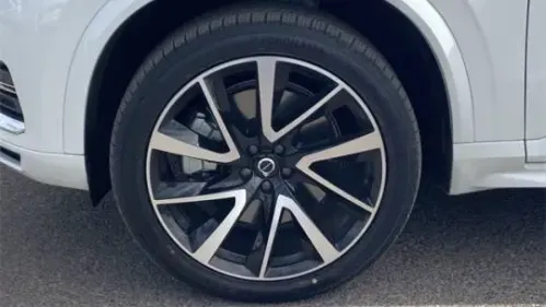 2022 Volvo XC90 - Images - 11