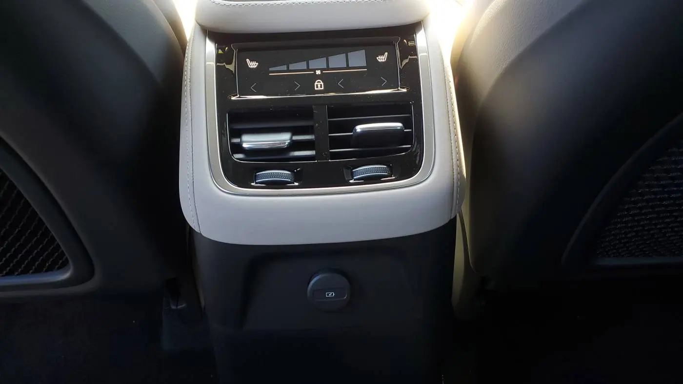 2025 Volvo XC90 YV4H60PB1S1380582