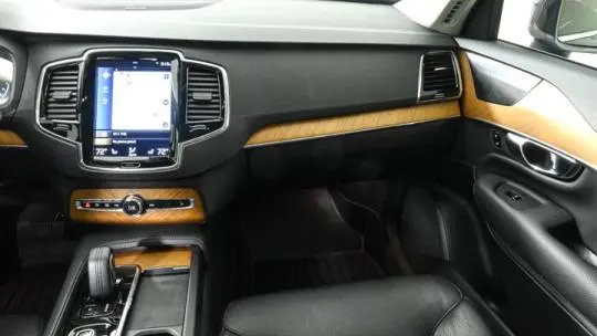 2021 Volvo XC90 YV4BR0CKXM1736744