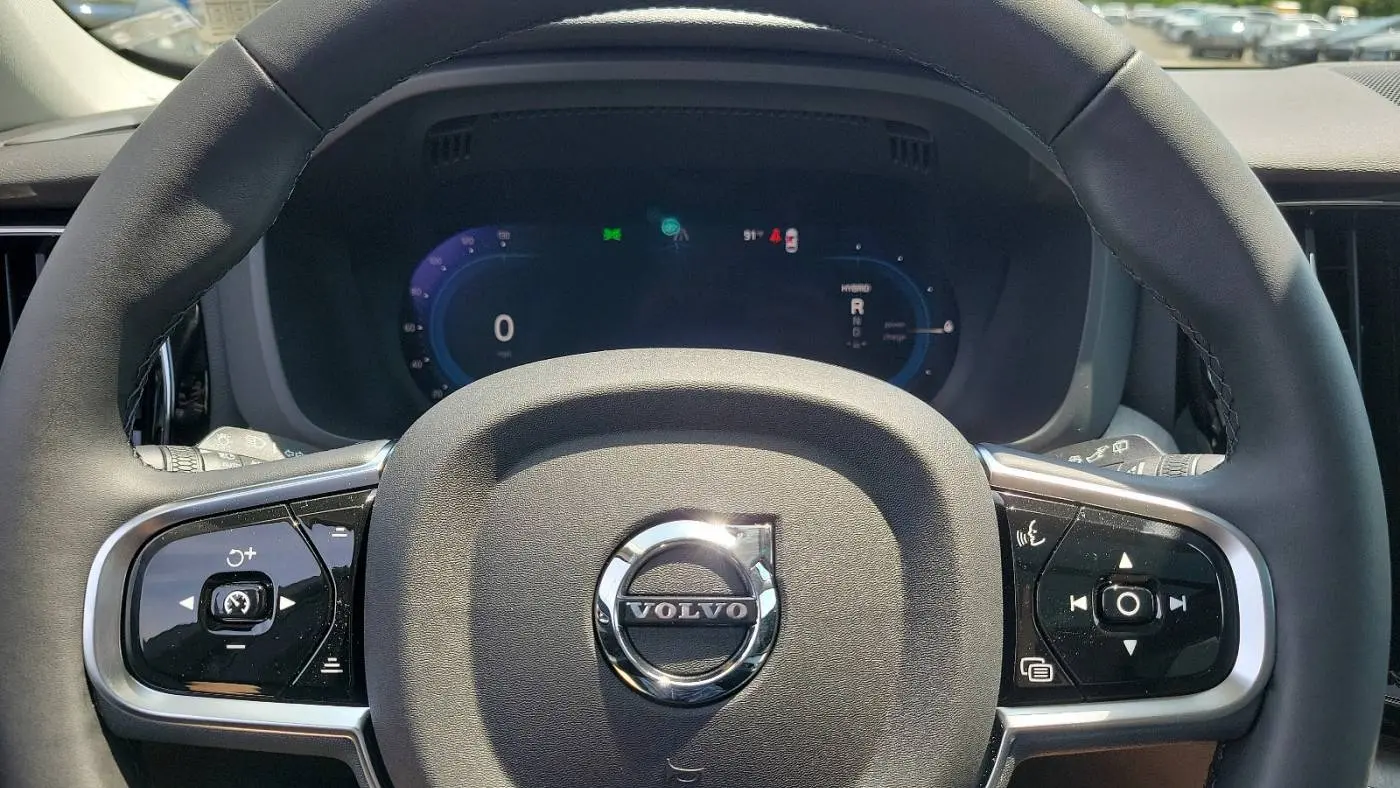 2025 Volvo XC60 YV4H60RCXS1012598