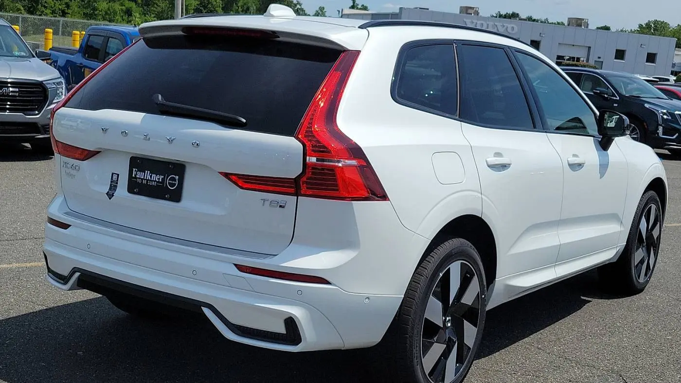 2025 Volvo XC60 YV4H60RCXS1012598