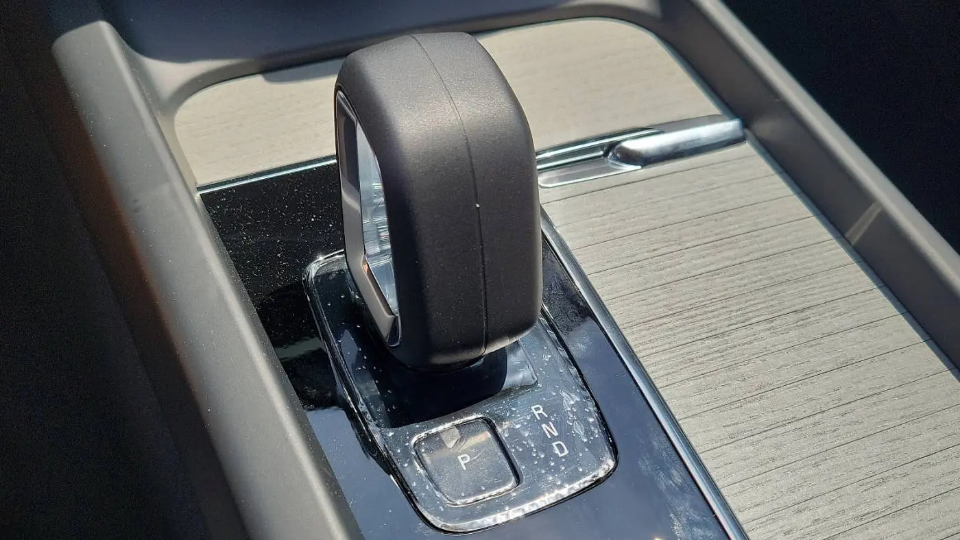 2025 Volvo XC60 YV4H60RCXS1012598