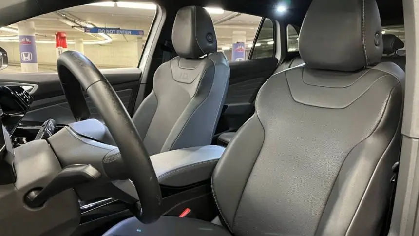 2023 Volkswagen ID.4 1V2JNPE8XPC051784