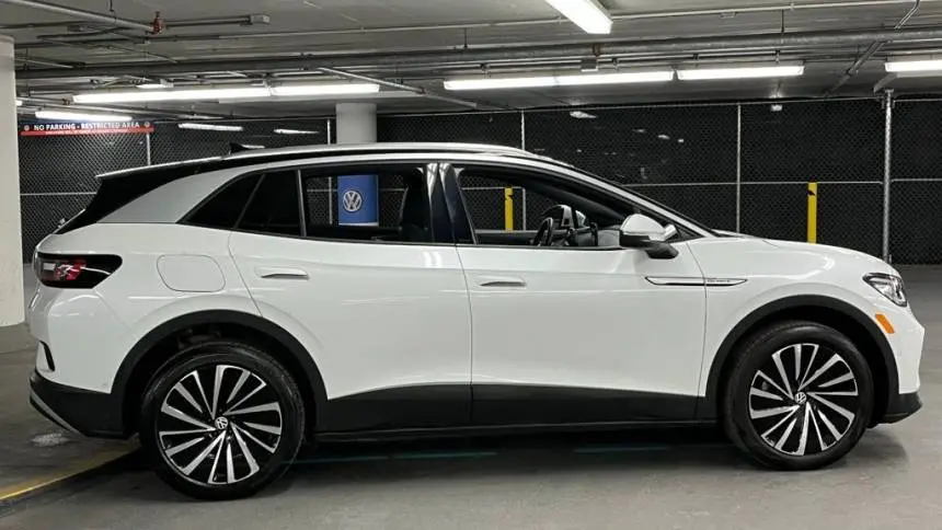 2023 Volkswagen ID.4 1V2JNPE8XPC051784