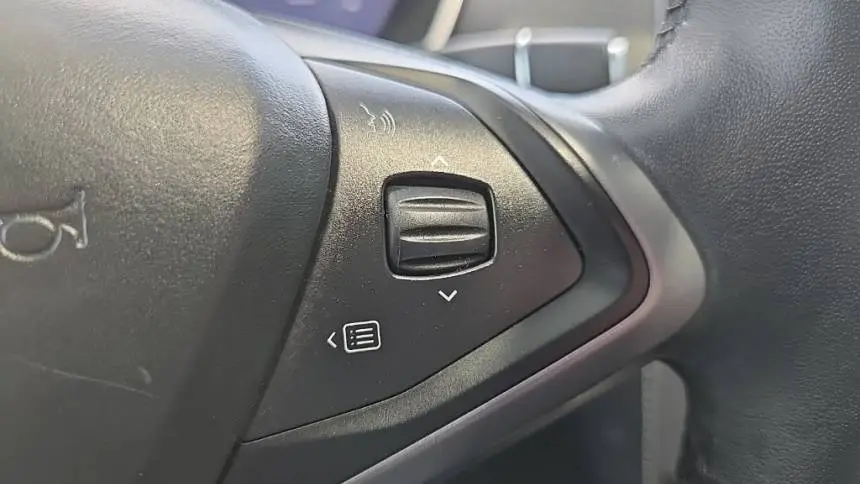 2018 Tesla Model X 5YJXCBE41JF109373