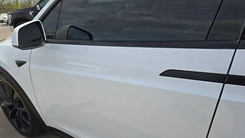 2018 Tesla Model X 5YJXCBE41JF109373