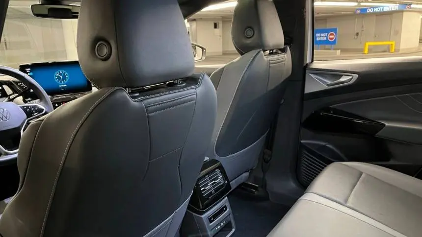 2023 Volkswagen ID.4 1V2JNPE8XPC051784