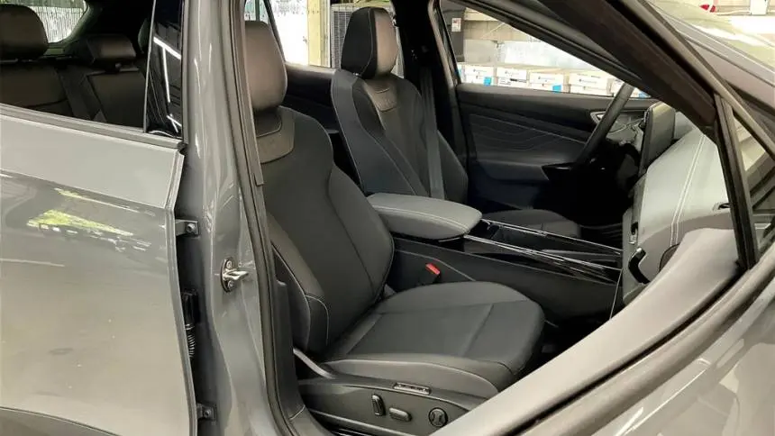 2025 Volkswagen ID.4 1V25MPE83SC003606