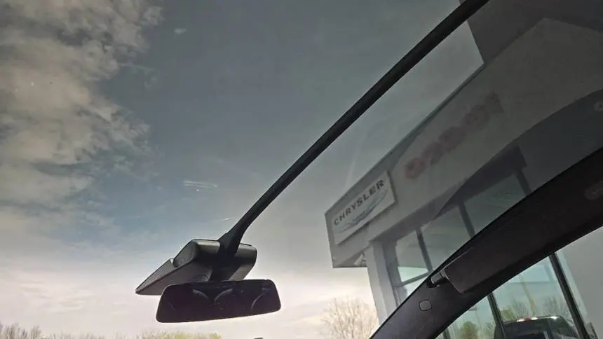 2018 Tesla Model X 5YJXCBE41JF109373